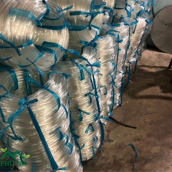 Cung cấp ống nước PVC trắng trong giá rẻ