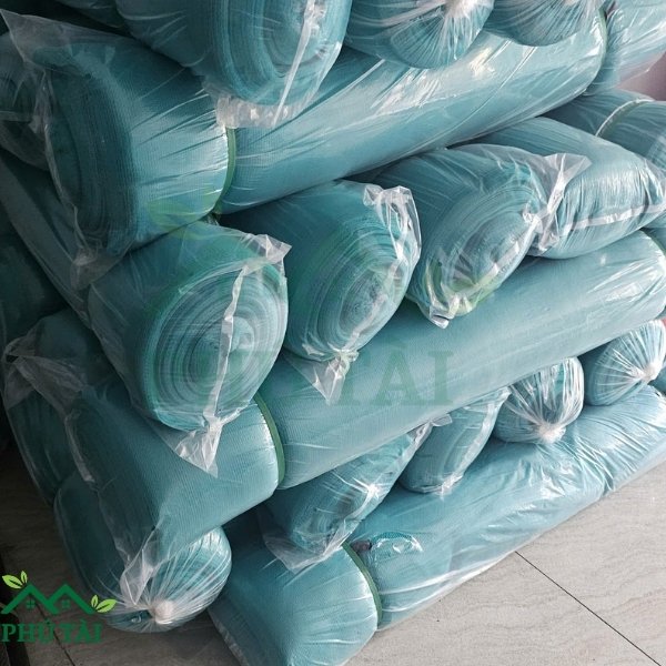 Có Nên Dùng Lưới Bao Che Màu Xanh Không? Kho lưới bao che màu xanh khổ 2m, 3m, 4m