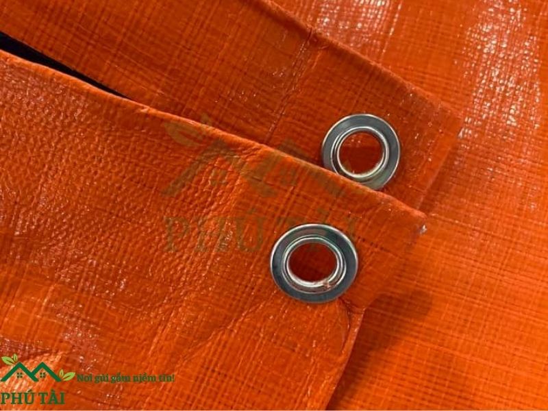 Đóng khoen theo yêu cầu khách hàng